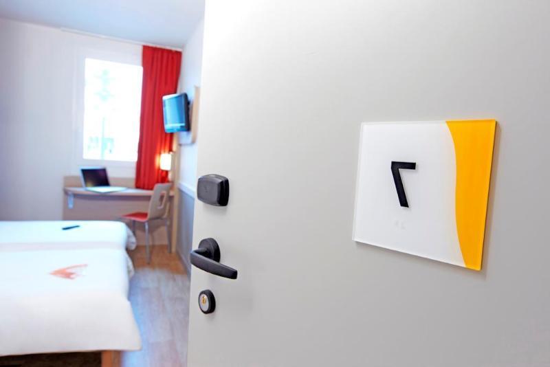 Kyriad Direct Mont De Marsan - St Avit Saint-Avit  Luaran gambar