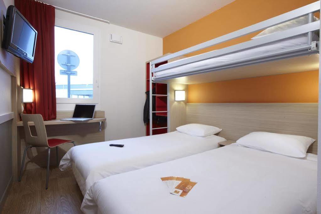 Kyriad Direct Mont De Marsan - St Avit Saint-Avit  Luaran gambar